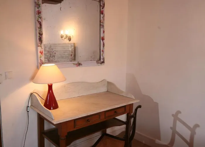 Couette-café Ferme D'issonges 3*