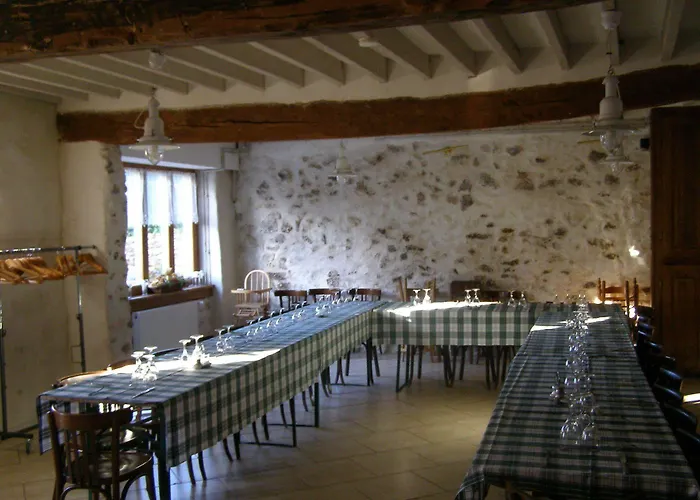 Ferme D'issonges Couette-café 3*